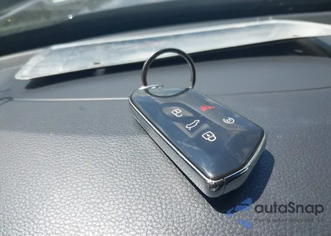 2024 Volkswagen Atlas Cross Sport 2.0T Sel R-Line z USA, uszkodzony, nr VIN 1V2AE2CA4RC219026